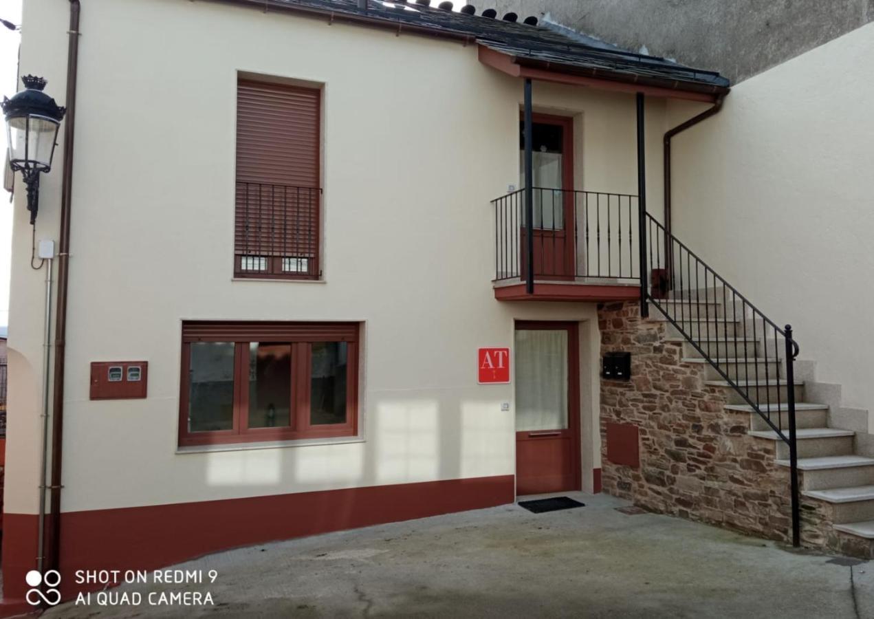 Apartamentos Fons sacrata A Fonsagrada Exterior foto